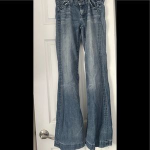 Women’s 7 jeans for all mankind